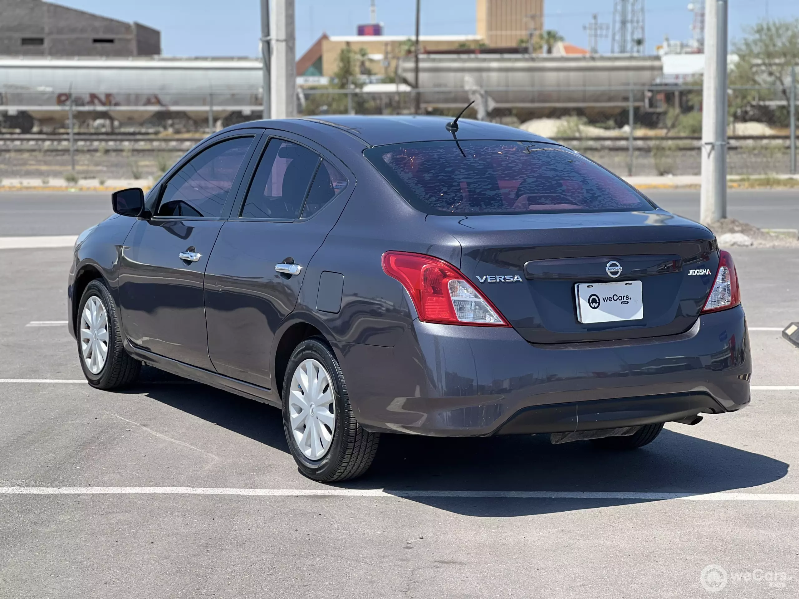 Nissan Versa