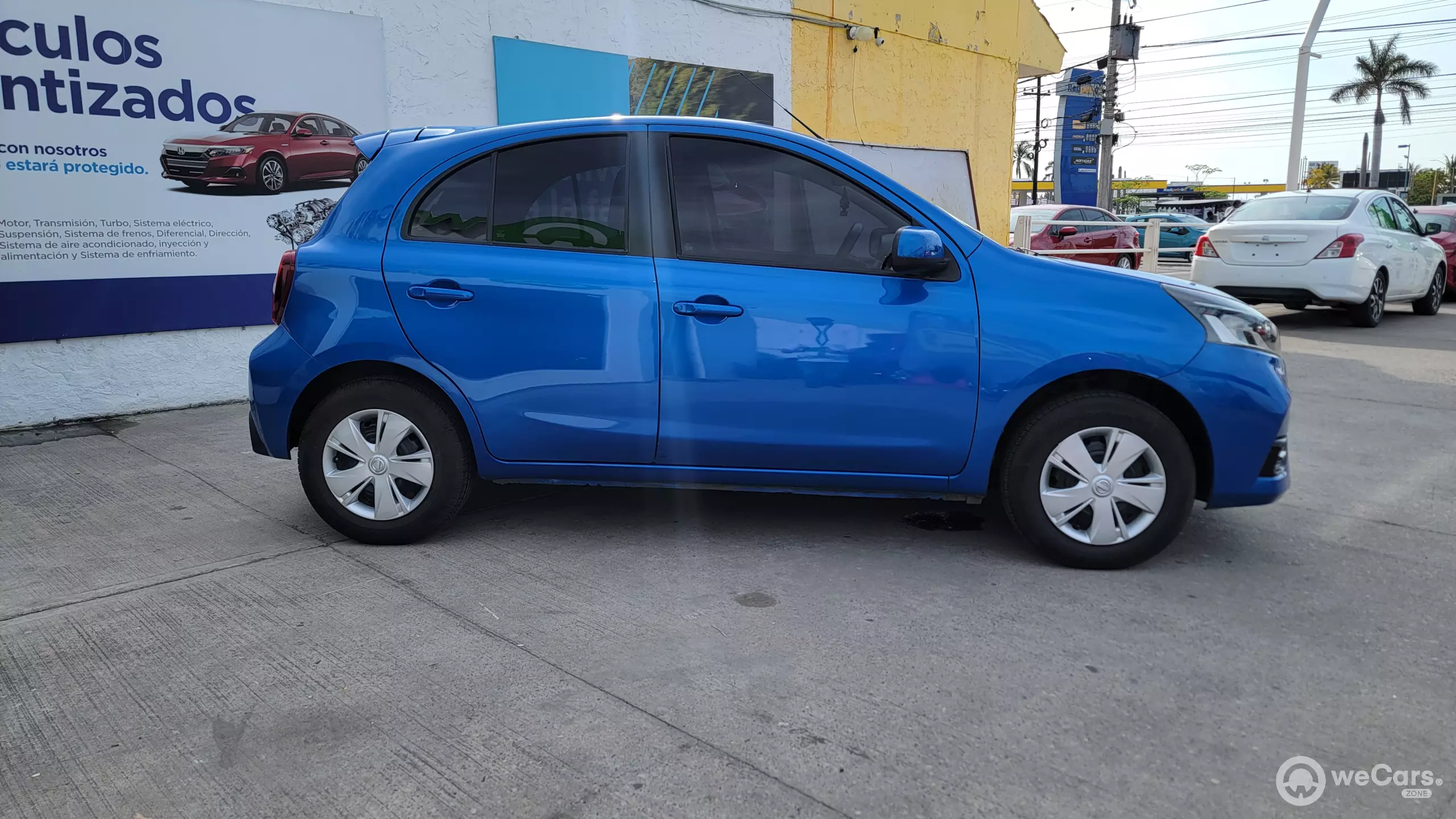 Nissan March