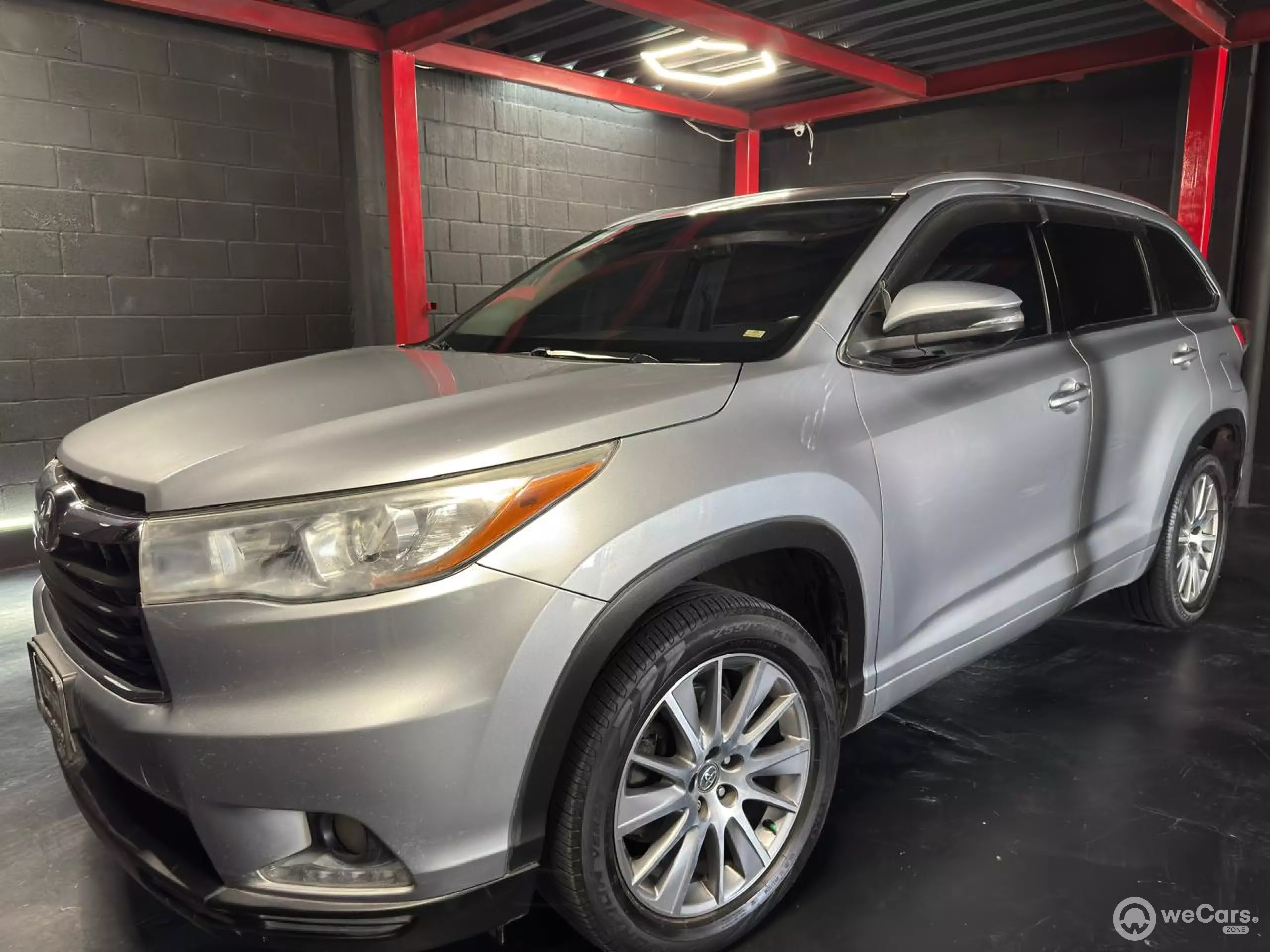 Toyota Highlander VUD 2016