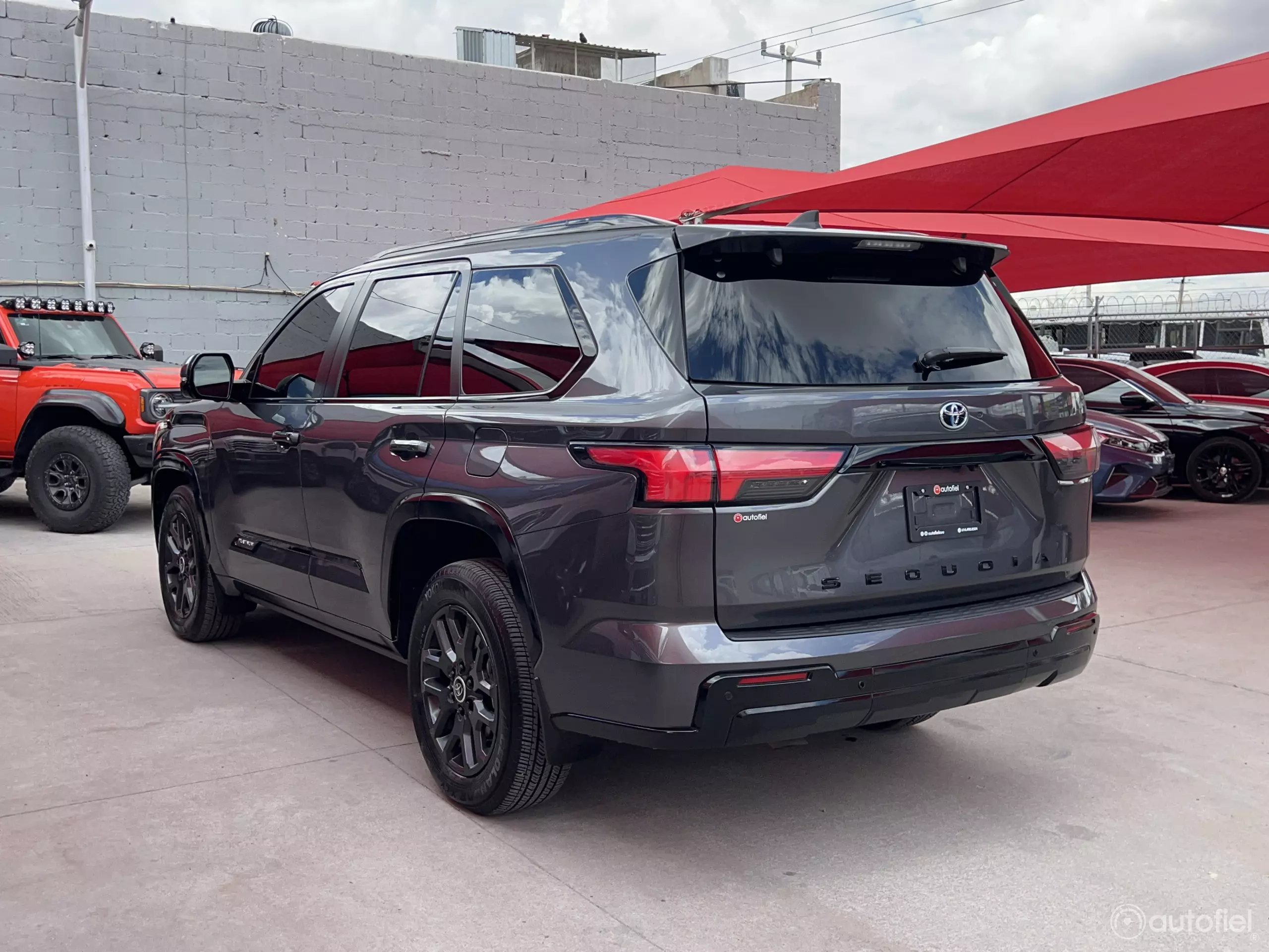 Toyota Sequoia VUD