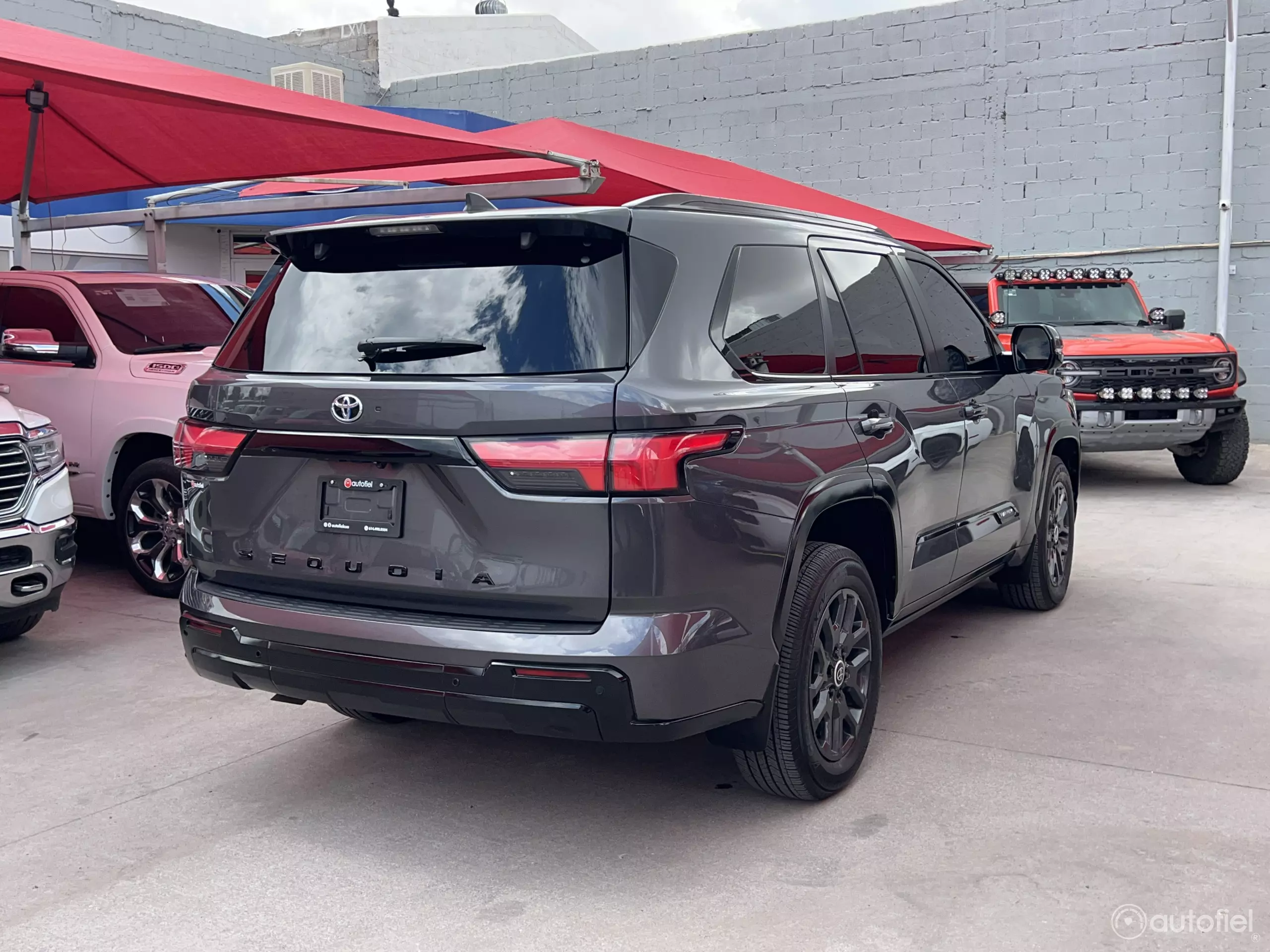 Toyota Sequoia VUD
