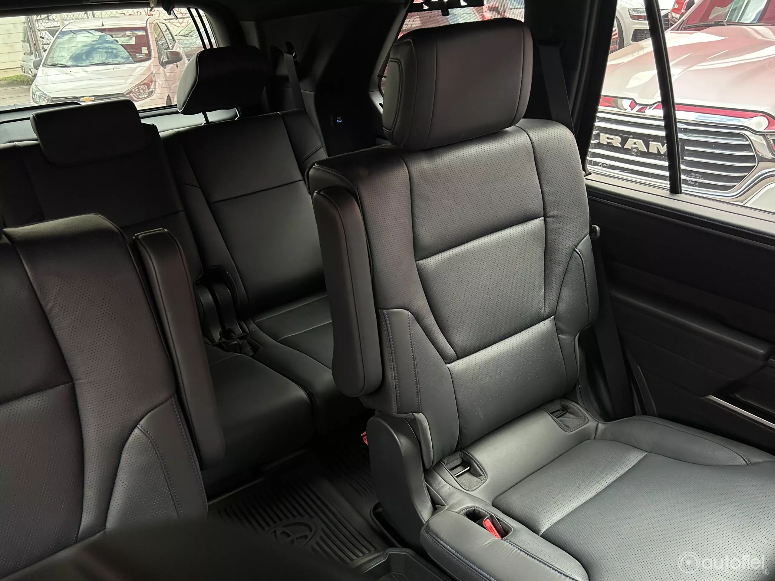 Toyota Sequoia VUD