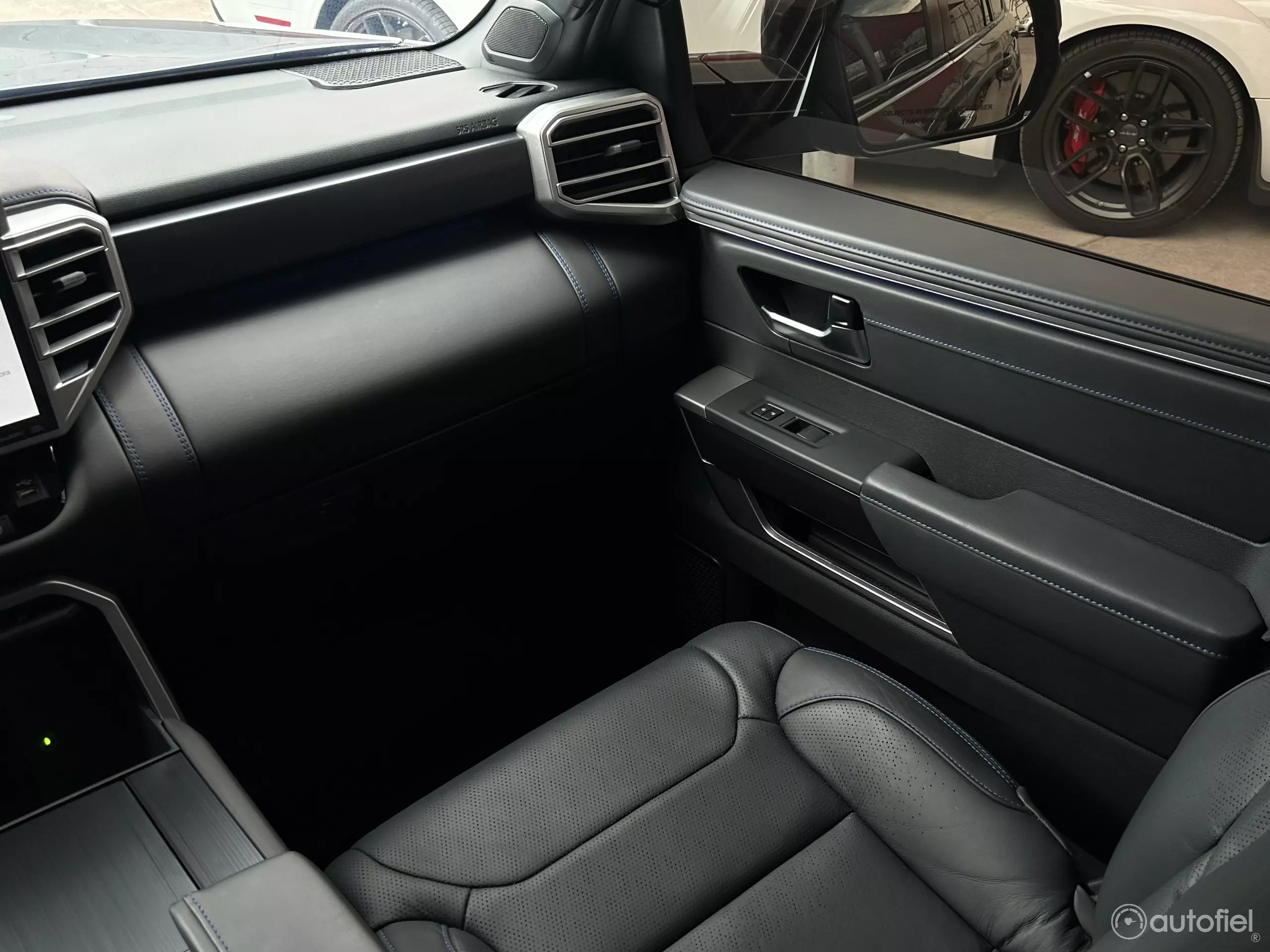 Toyota Sequoia VUD