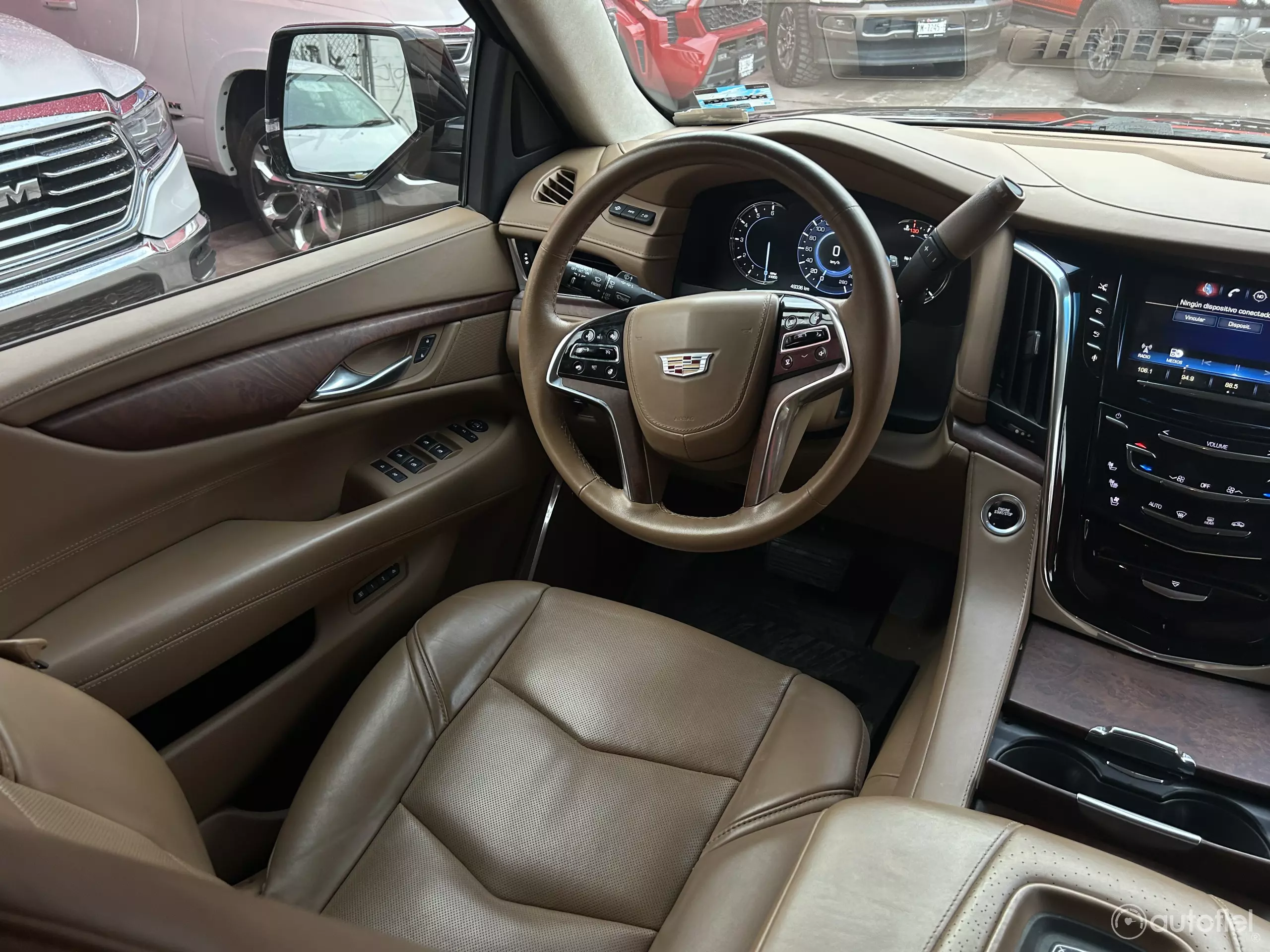 Cadillac Escalade VUD