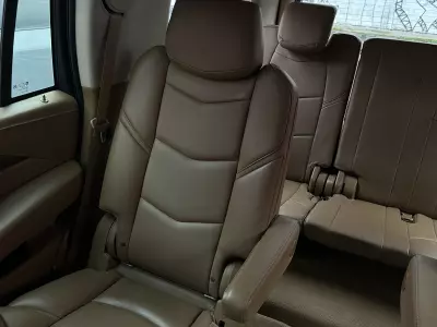 Cadillac Escalade VUD 2016