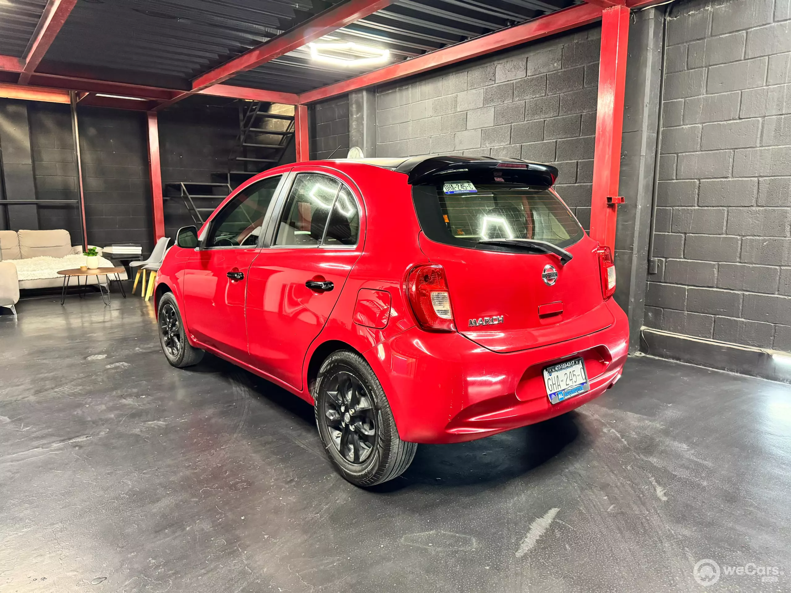 Nissan March