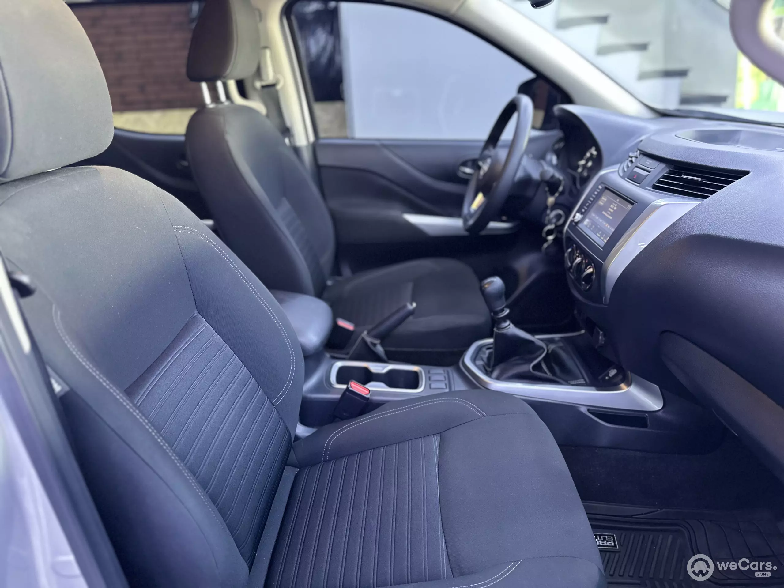 Nissan Frontier Pick-Up