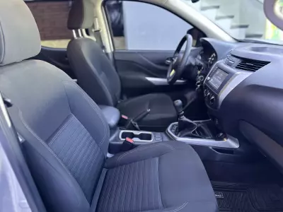Nissan Frontier Pick-Up 2025