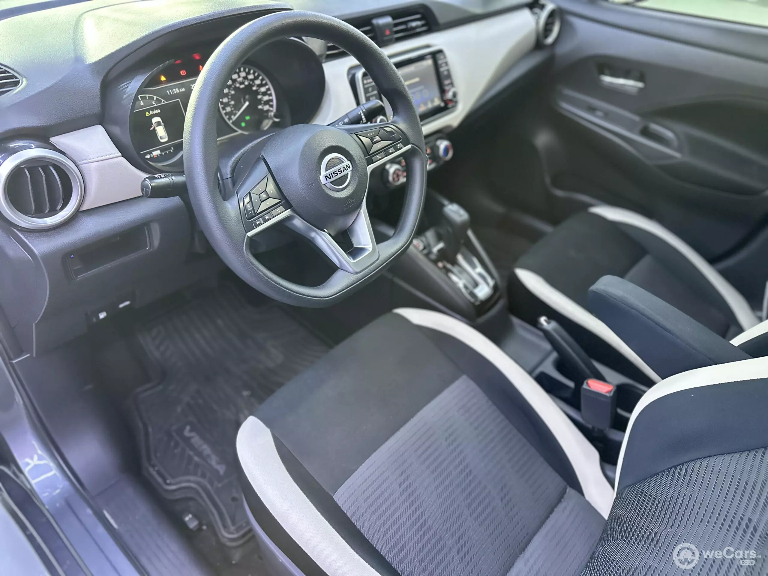 Nissan Versa