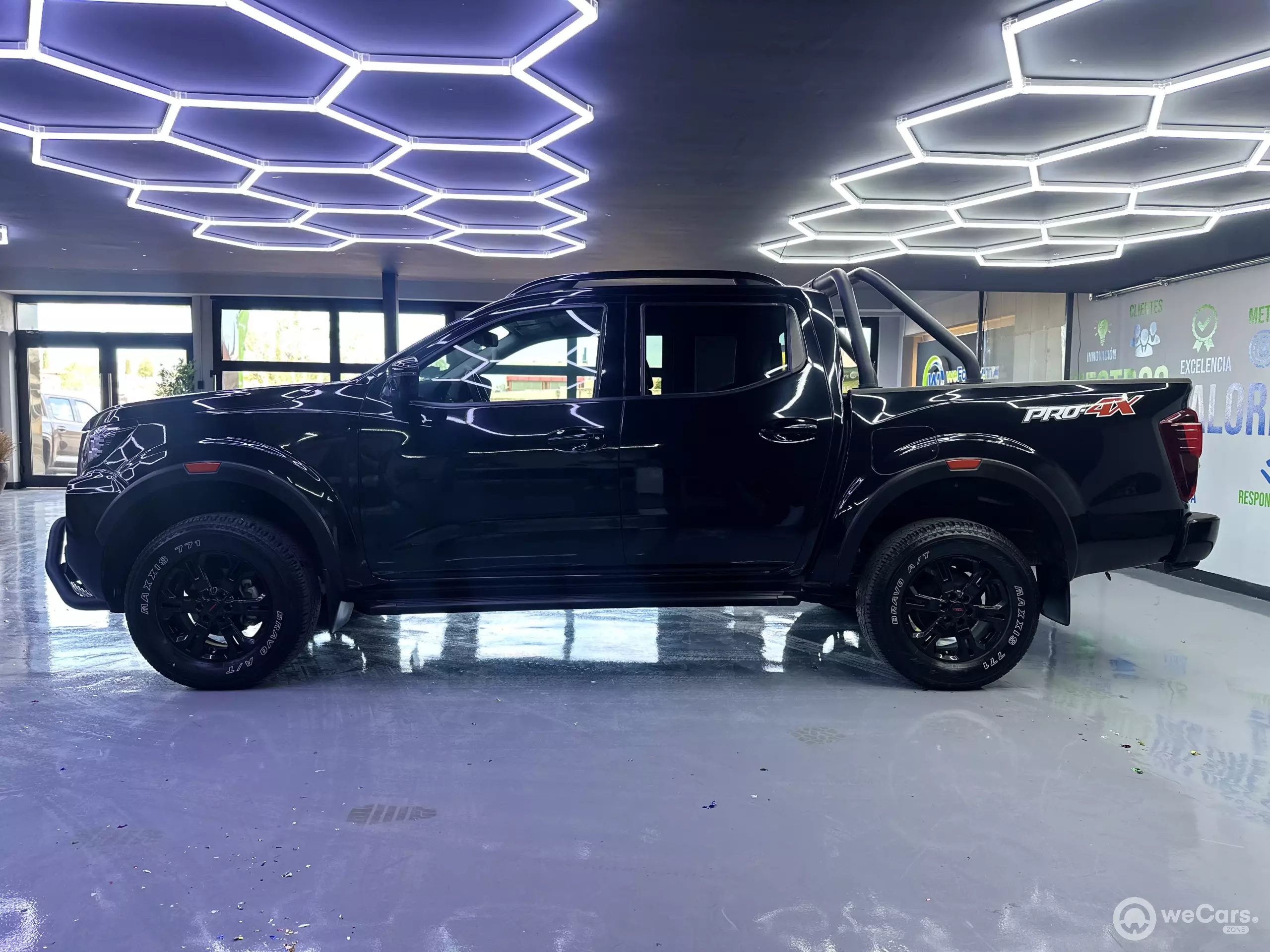 Nissan Frontier Pick-Up