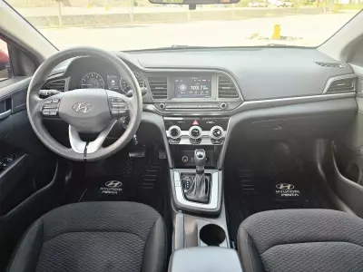 Hyundai Elantra 2019