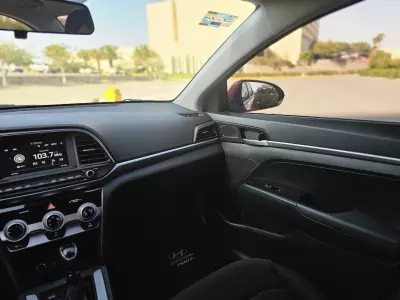 Hyundai Elantra 2019