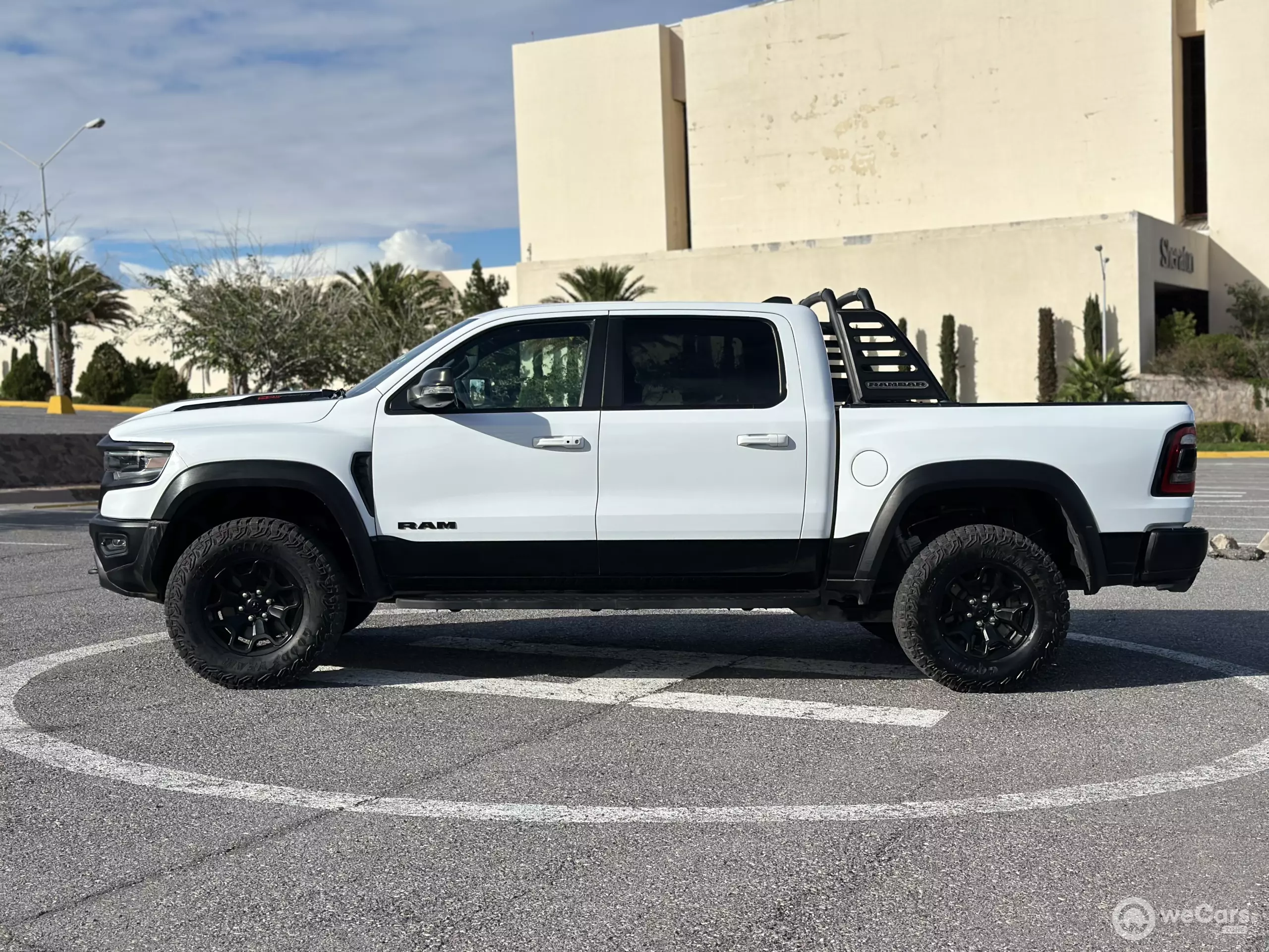 Dodge Ram 1500 Pick-Up