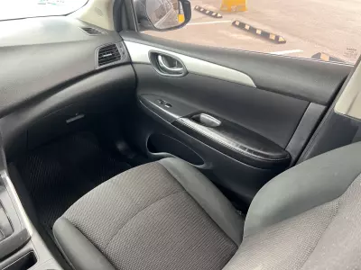 Nissan Sentra 2019