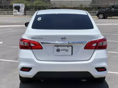 Nissan Sentra 2018
