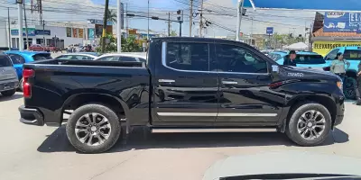 Chevrolet Cheyenne Pick-Up 2023