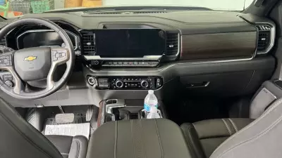 Chevrolet Cheyenne Pick-Up 2023