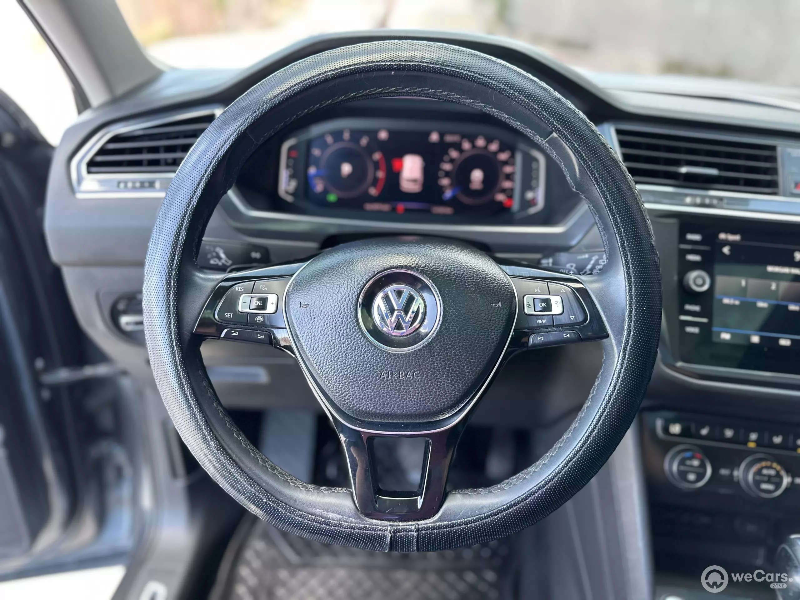 Volkswagen Tiguan VUD