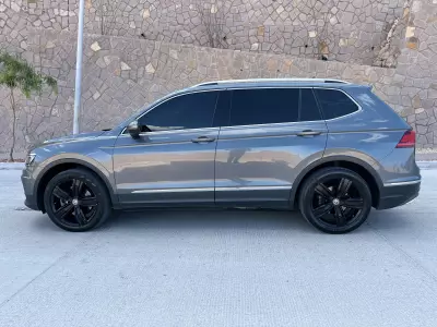 Volkswagen Tiguan VUD 2020