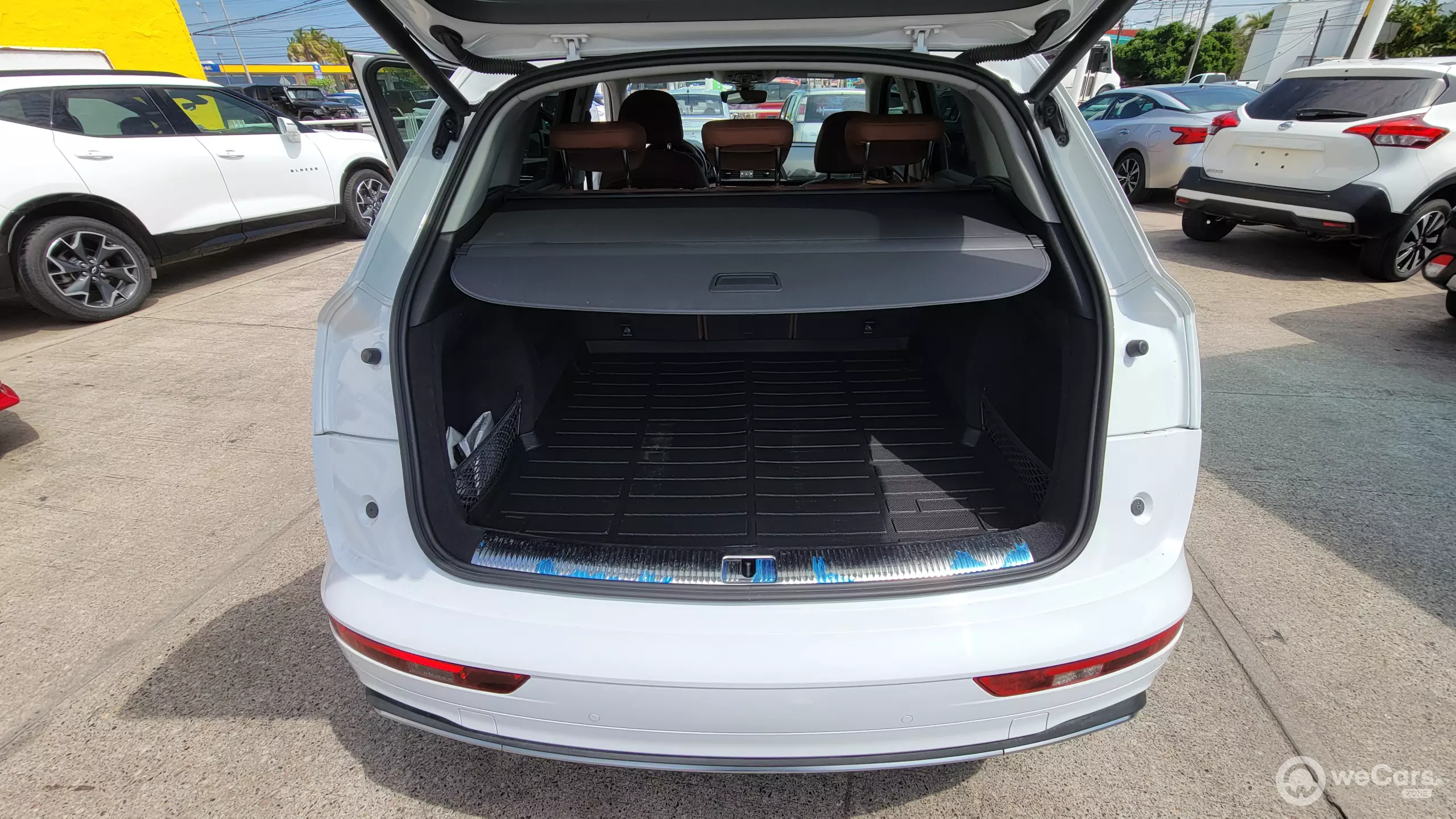 Audi Q5 Quattro VUD