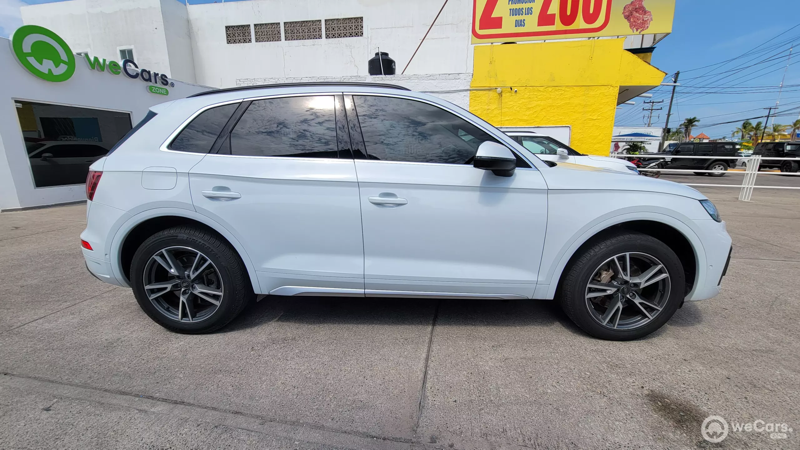 Audi Q5 Quattro VUD