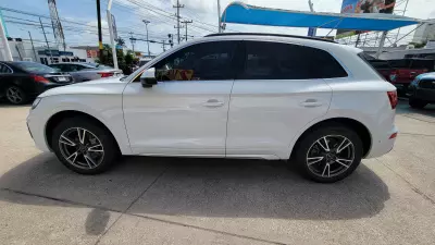 Audi Q5 Quattro VUD 2021
