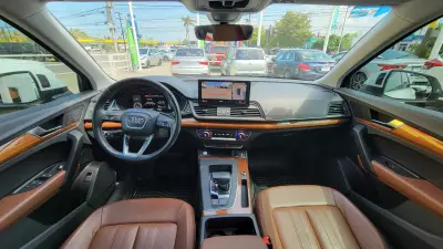 Audi Q5 Quattro VUD 2021