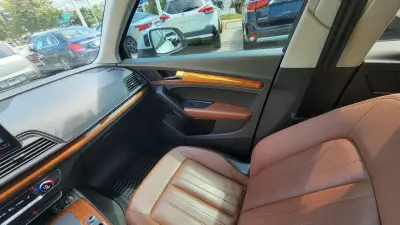 Audi Q5 Quattro VUD 2021