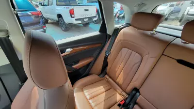Audi Q5 Quattro VUD 2021