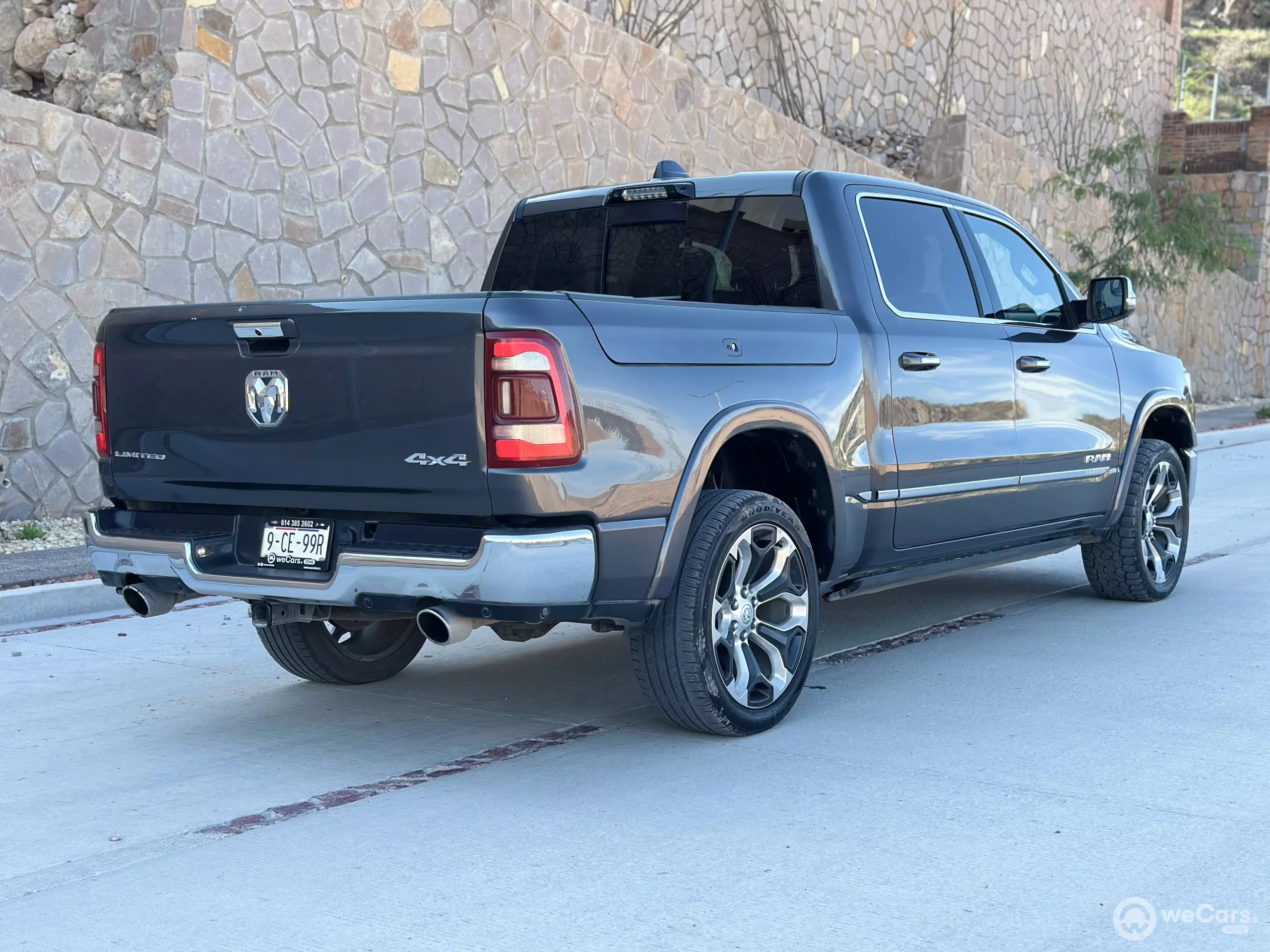 Dodge Ram 1500 Pick-Up