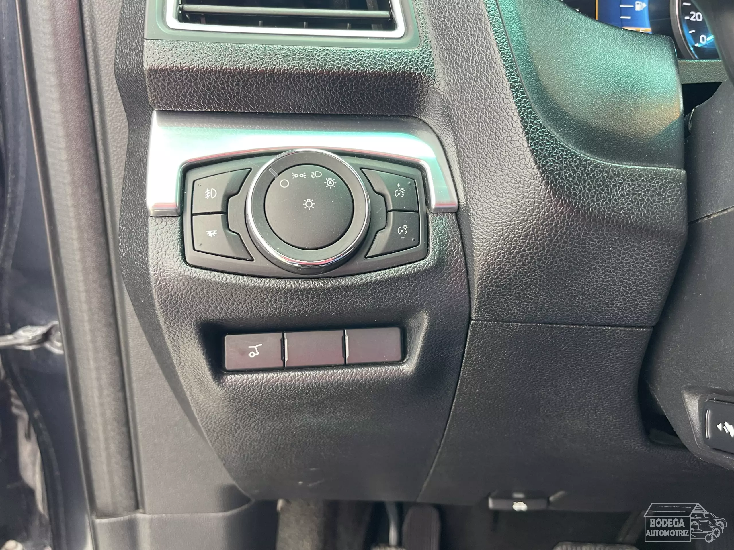 Ford Explorer VUD
