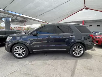 Ford Explorer VUD 2017