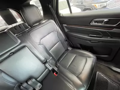Ford Explorer VUD 2017