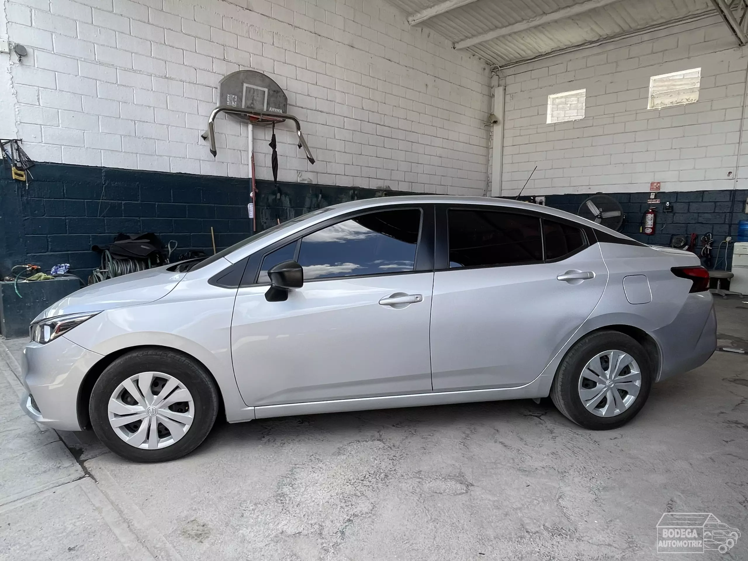 Nissan Versa