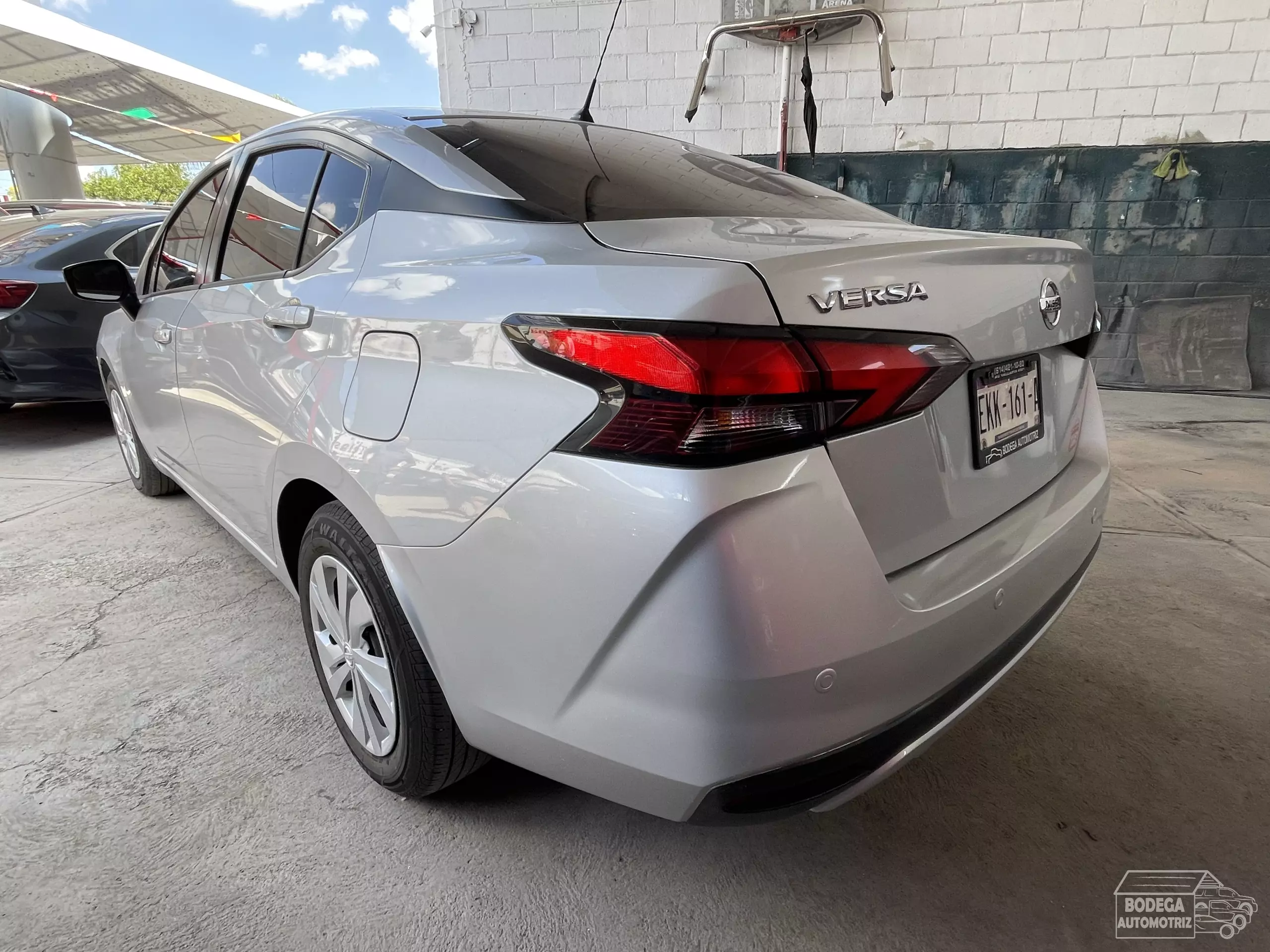 Nissan Versa