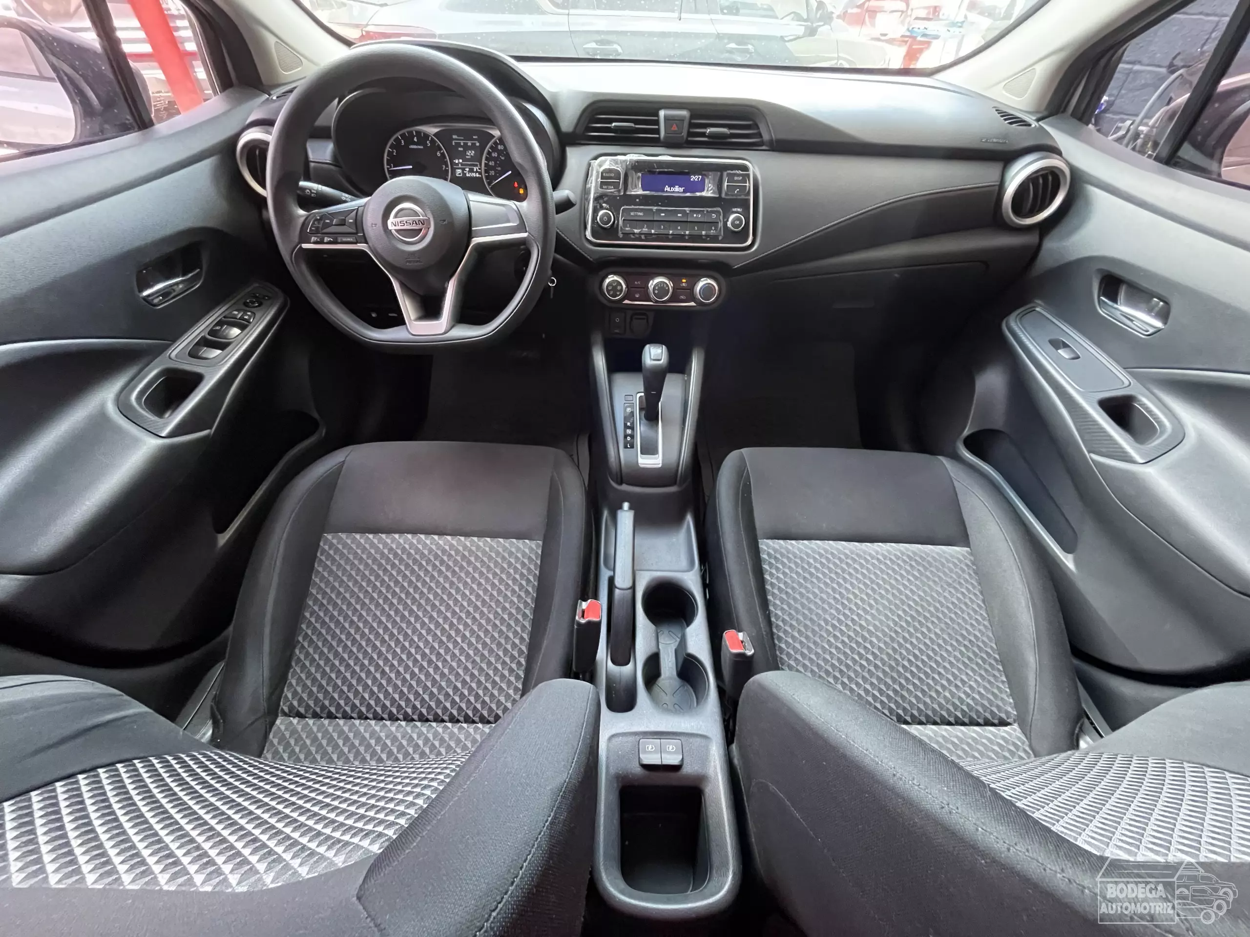 Nissan Versa