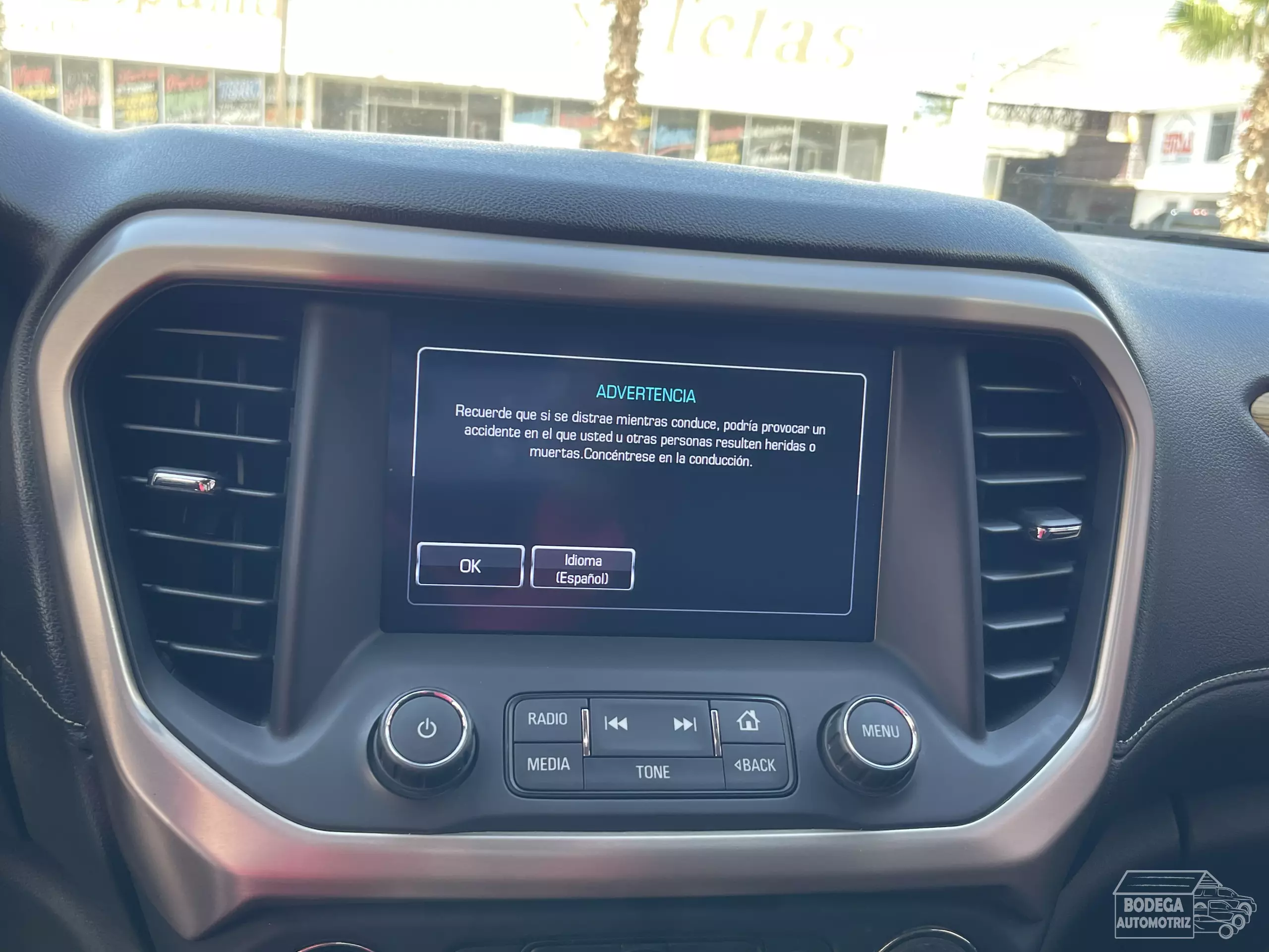 GMC Acadia VUD