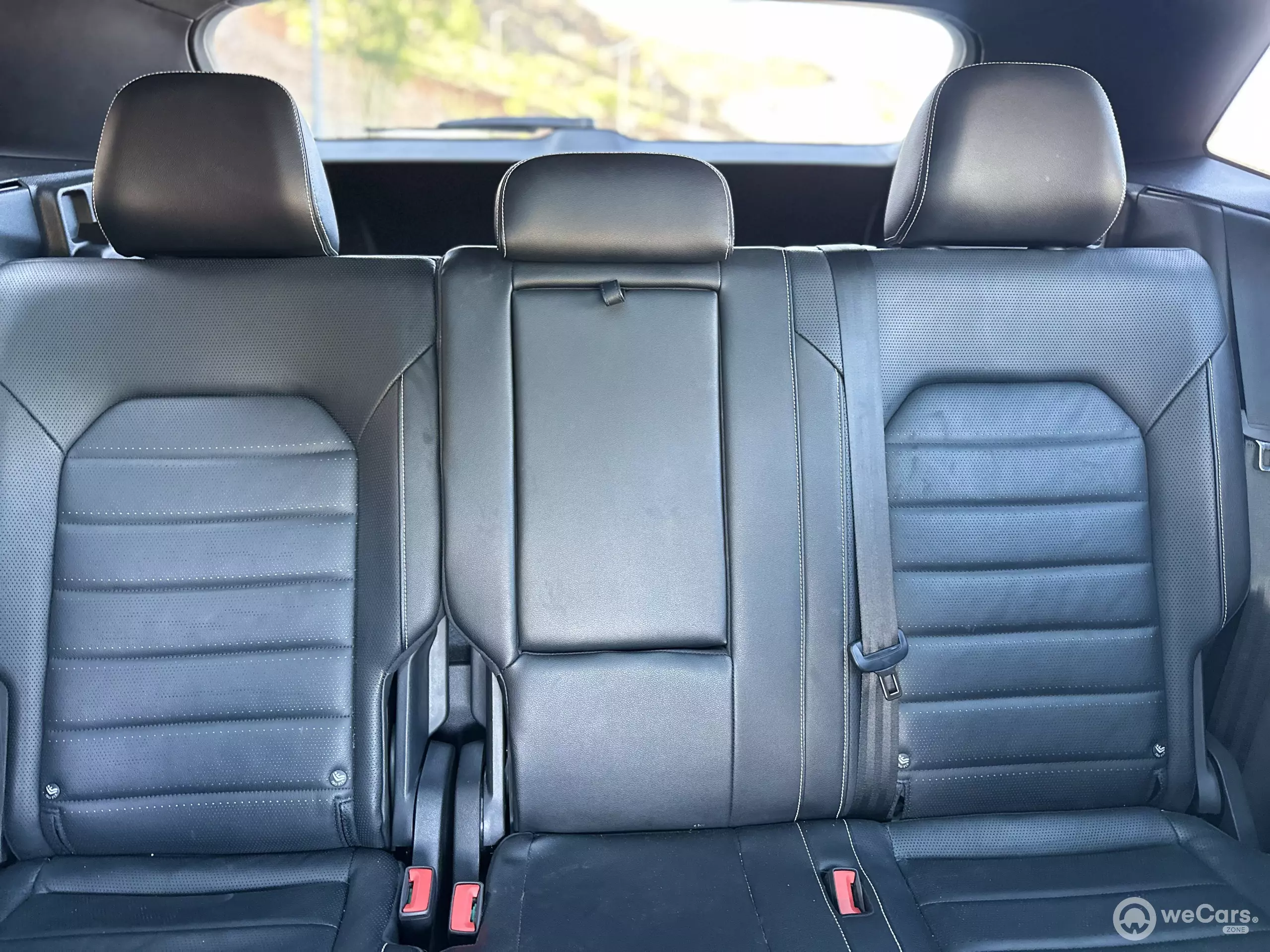 Volkswagen Cross Sport VUD