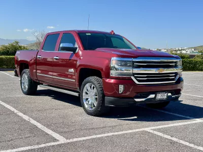 Chevrolet Silverado 2500 y Cheyenne Pick-Up 2016