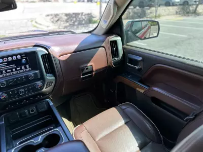 Chevrolet Silverado 2500 y Cheyenne Pick-Up 2016