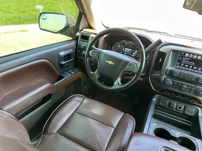 Chevrolet Silverado 2500 y Cheyenne Pick-Up 2016
