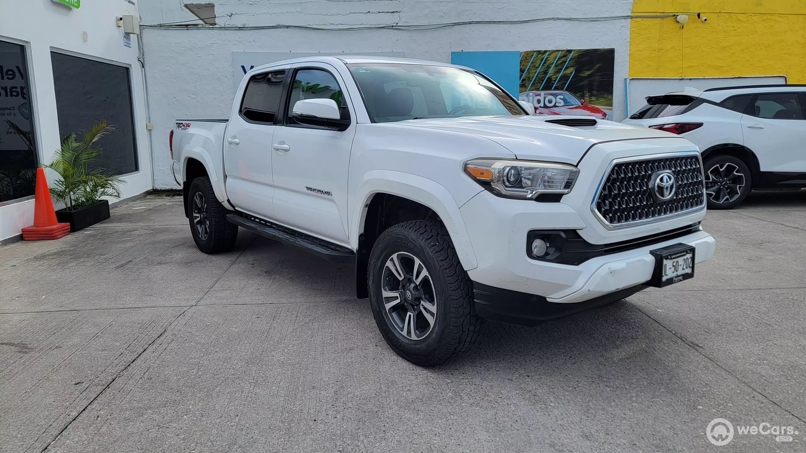 Toyota Tacoma Pick-Up