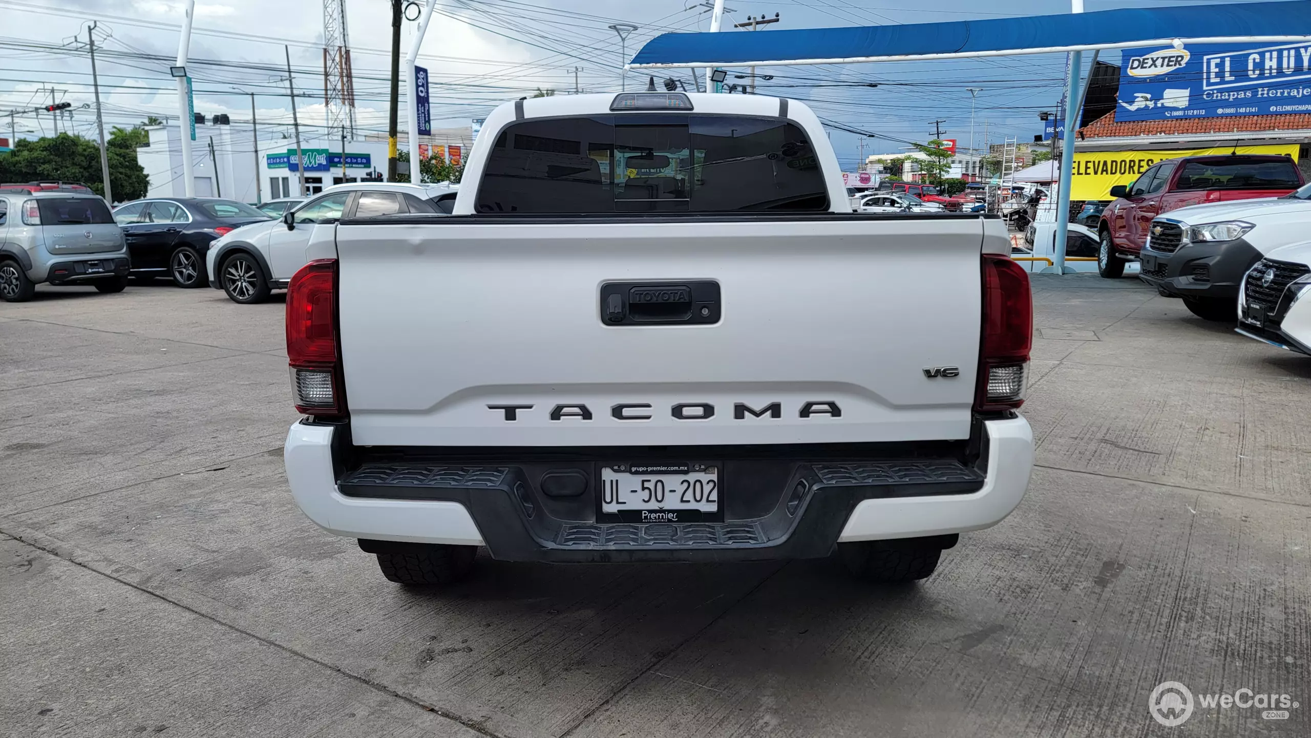 Toyota Tacoma Pick-Up