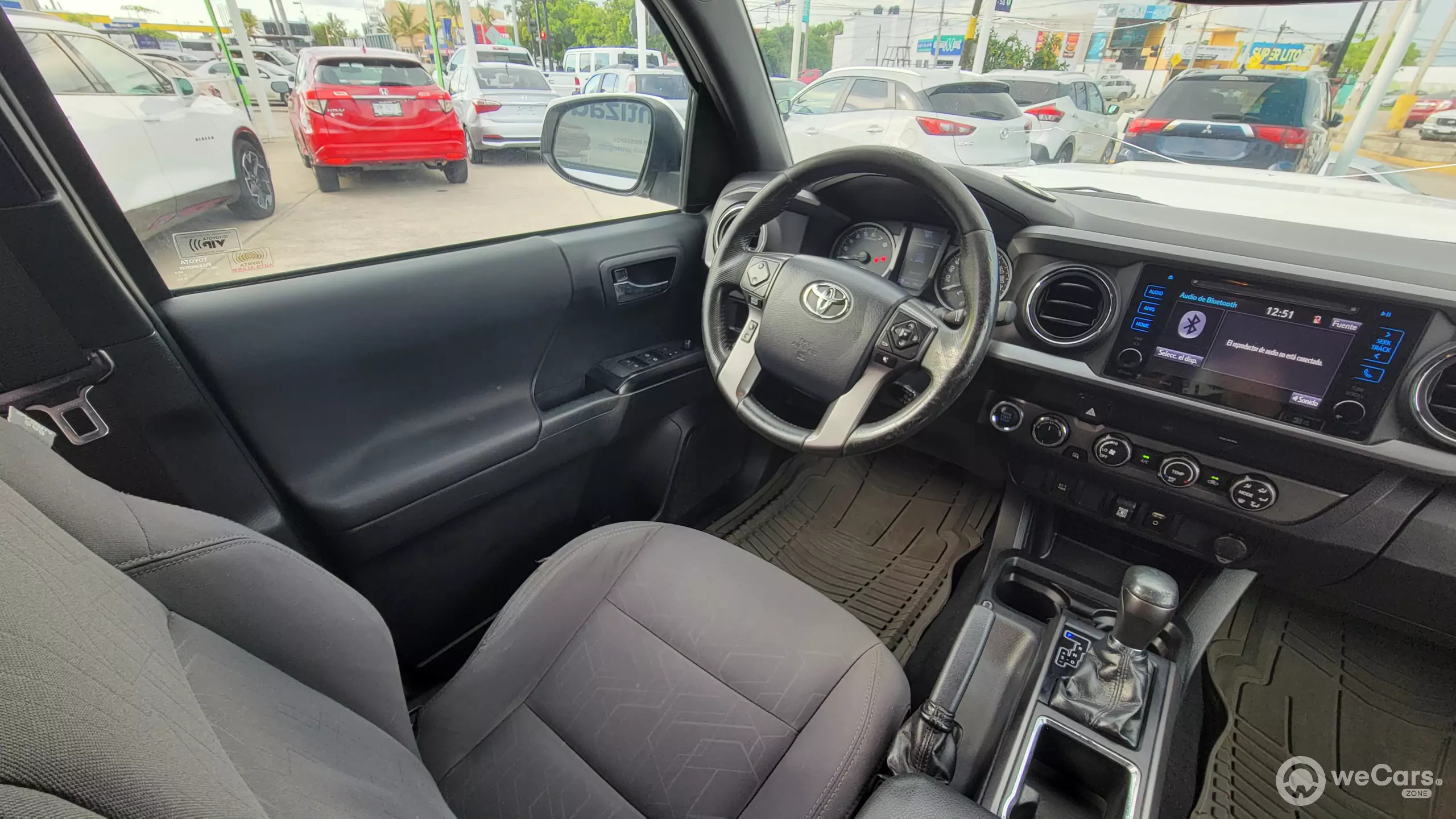 Toyota Tacoma Pick-Up