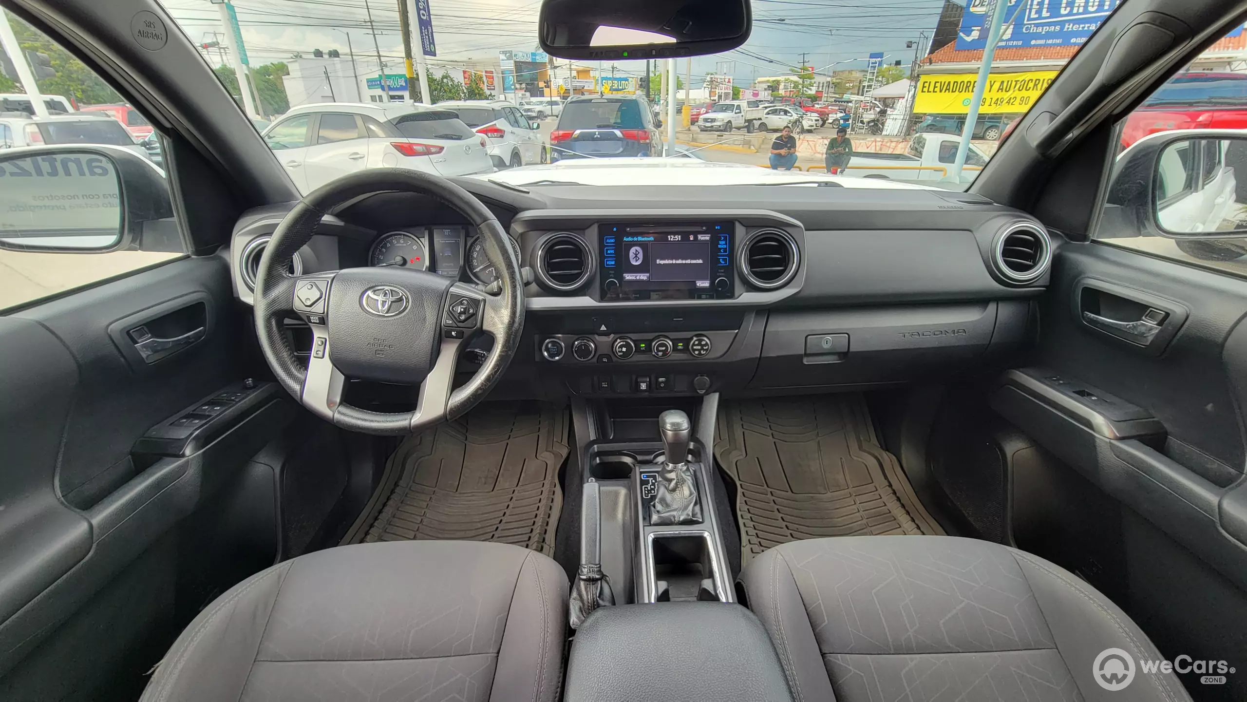 Toyota Tacoma Pick-Up