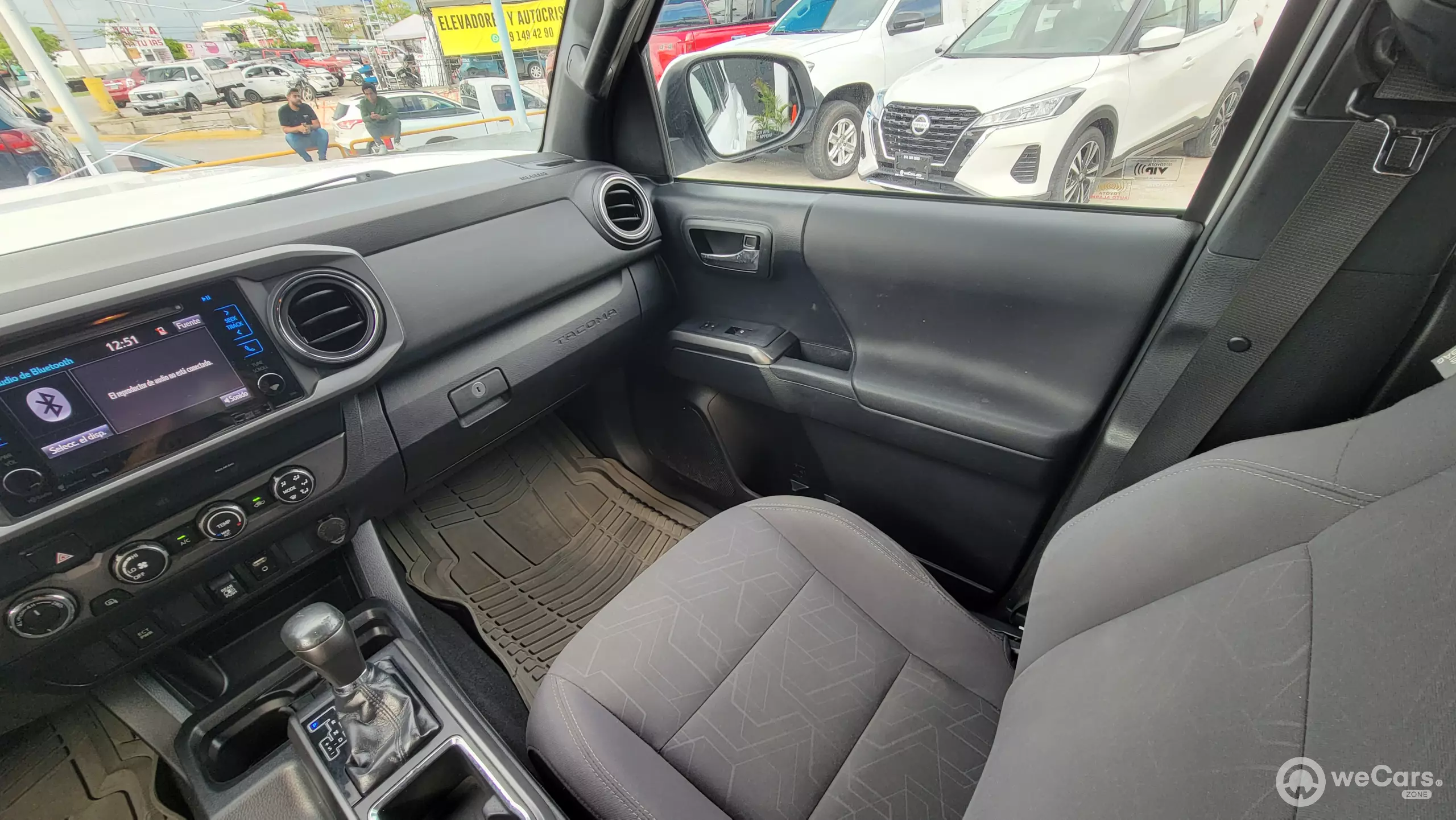 Toyota Tacoma Pick-Up