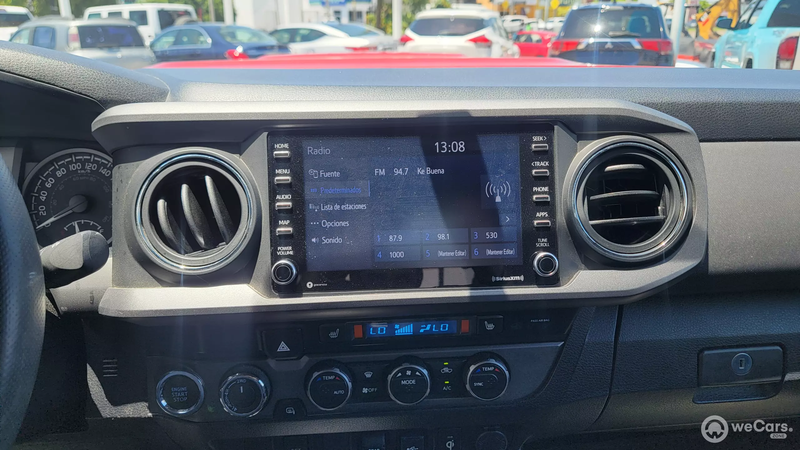 Toyota Tacoma Pick-Up