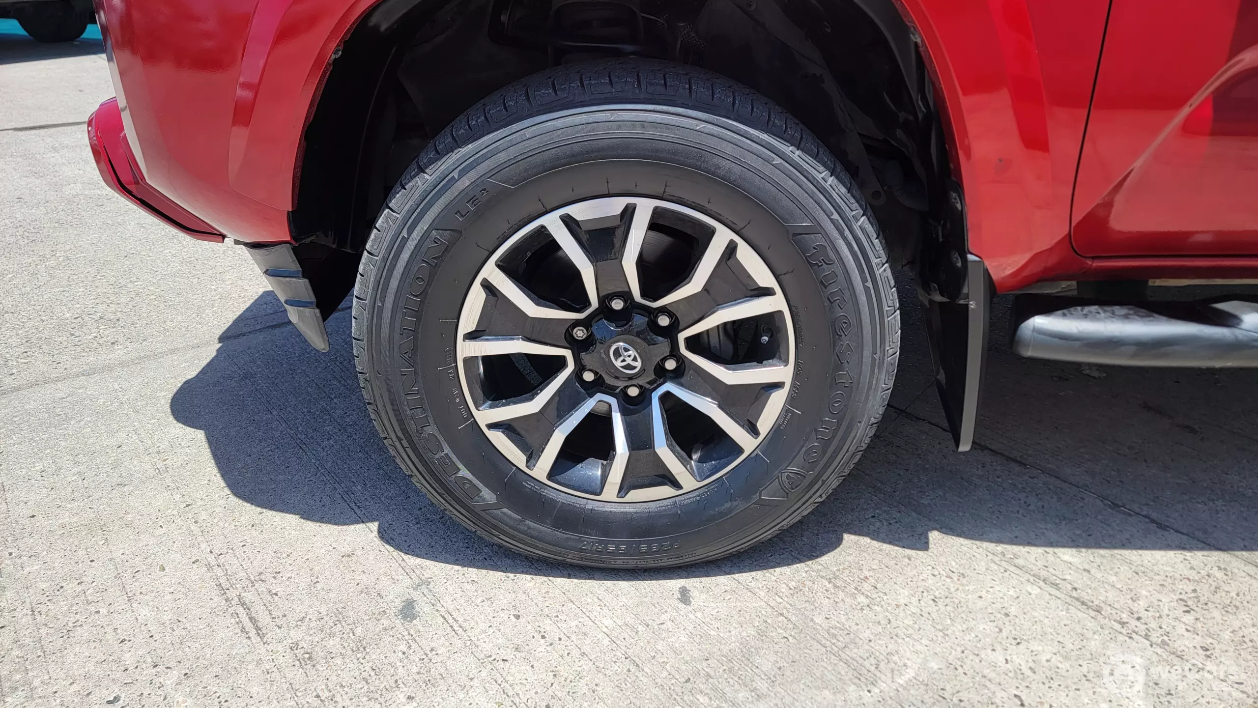 Toyota Tacoma Pick-Up