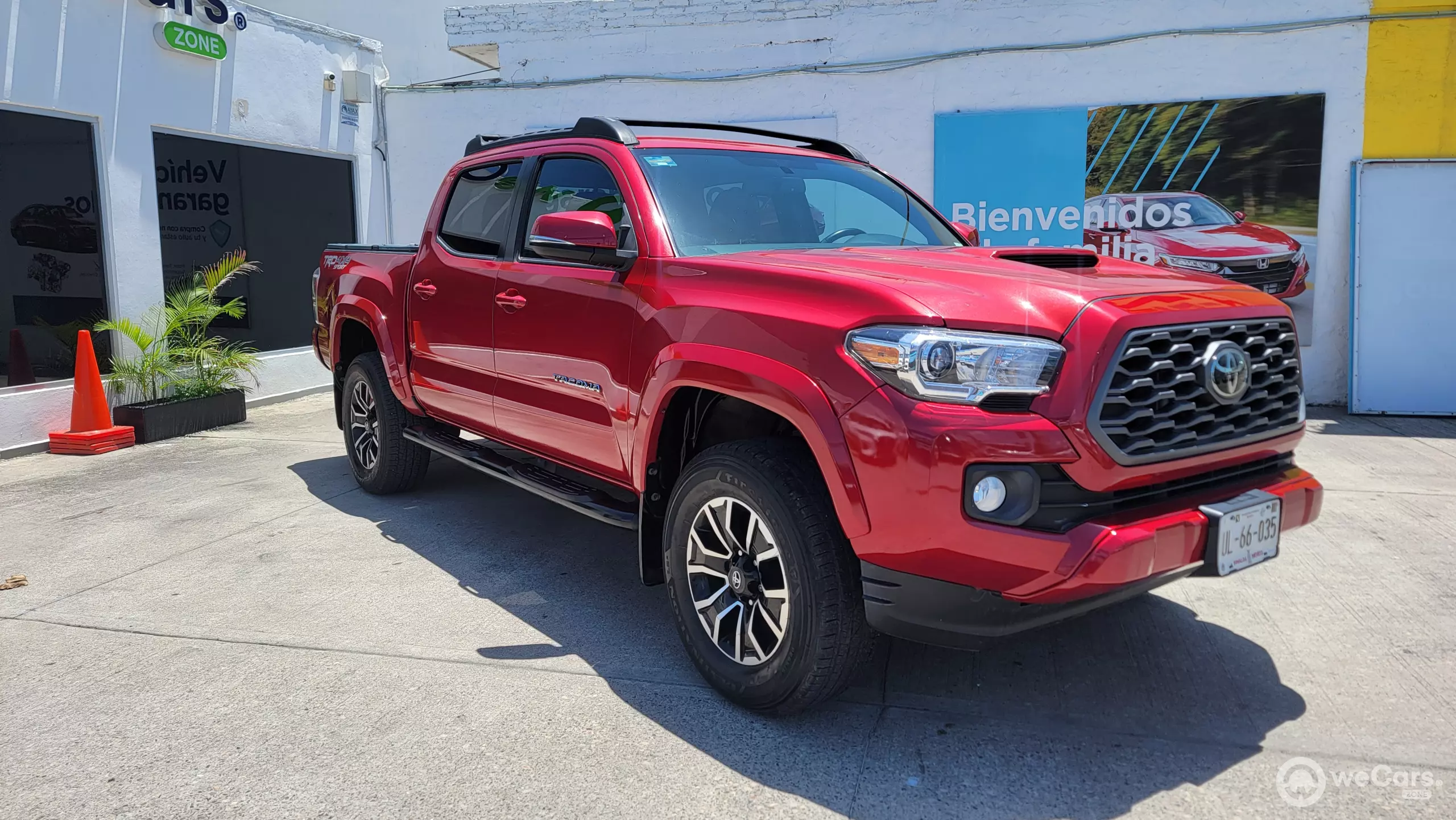 Toyota Tacoma Pick-Up