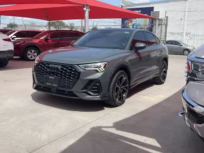 Audi Q3 VUD 2021